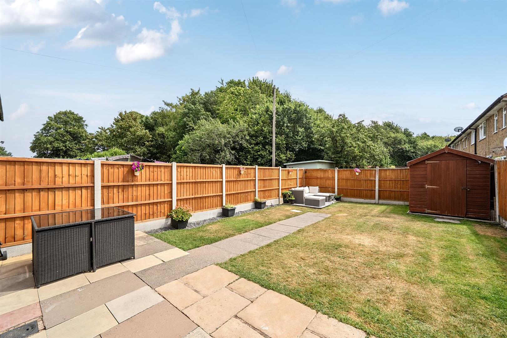 3 Shorncliffe Drive, Shrewsbury, SY3 8TE For Sale
